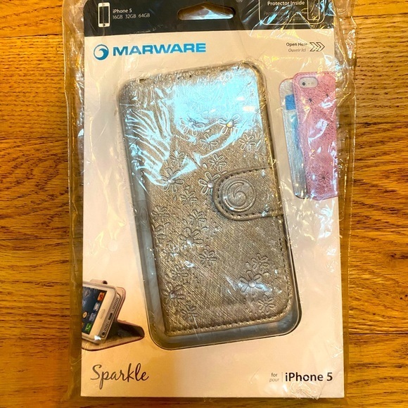 NWT!! IPhone 5 Sparkle Wallet Case Silver Marware - Picture 1 of 4